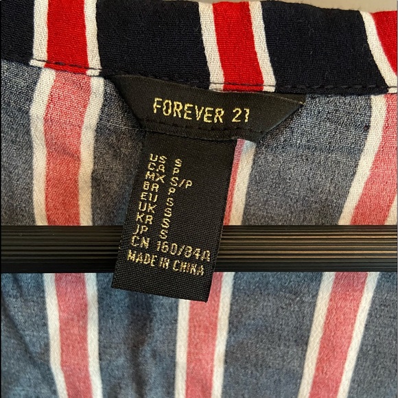 Striped Button-Up/Quarter-Sleeve Shirt - Picture 3 of 4